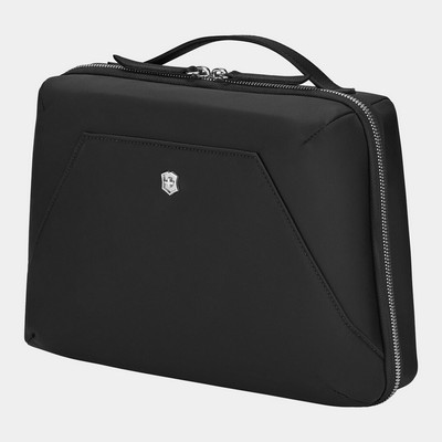 Victorinox® - Swiss Army Victoria Signature Beauty Case